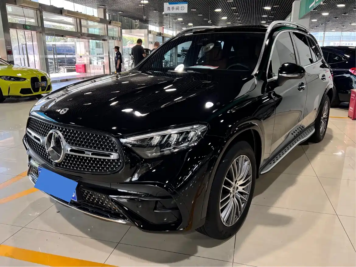 Mercedes-Benz GLC 2024 GLC 300 L 4MATIC Dynamic 5-seater фото 2