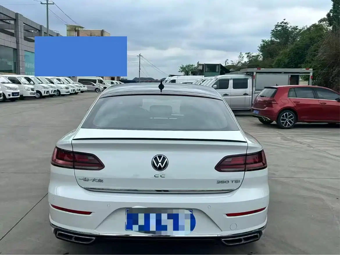 Volkswagen FAW-Volkswagen CC 2023 380TSI Eye-catching Edition фото 9