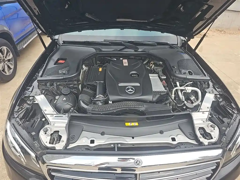 Mercedes-Benz E-Class 2019 E 200 L фото 20