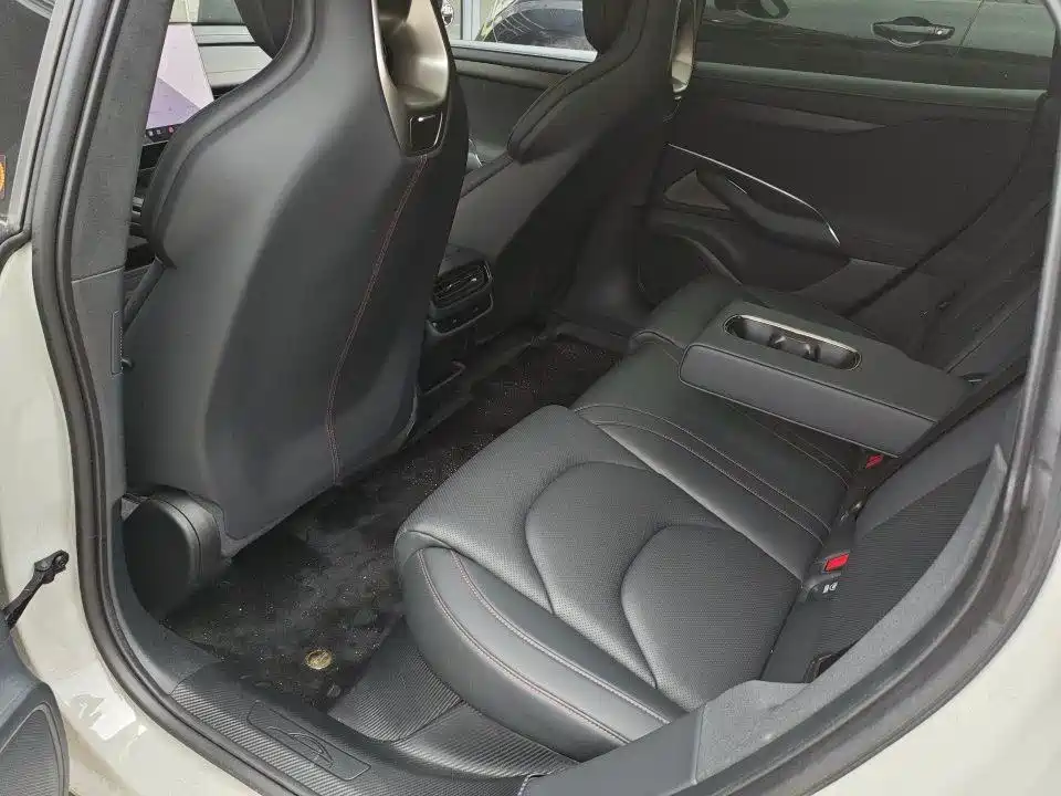 Xiaomi Auto Xiaomi SU7 2024 AWD Extended Range Advanced Smart Driving Max Edition фото 6