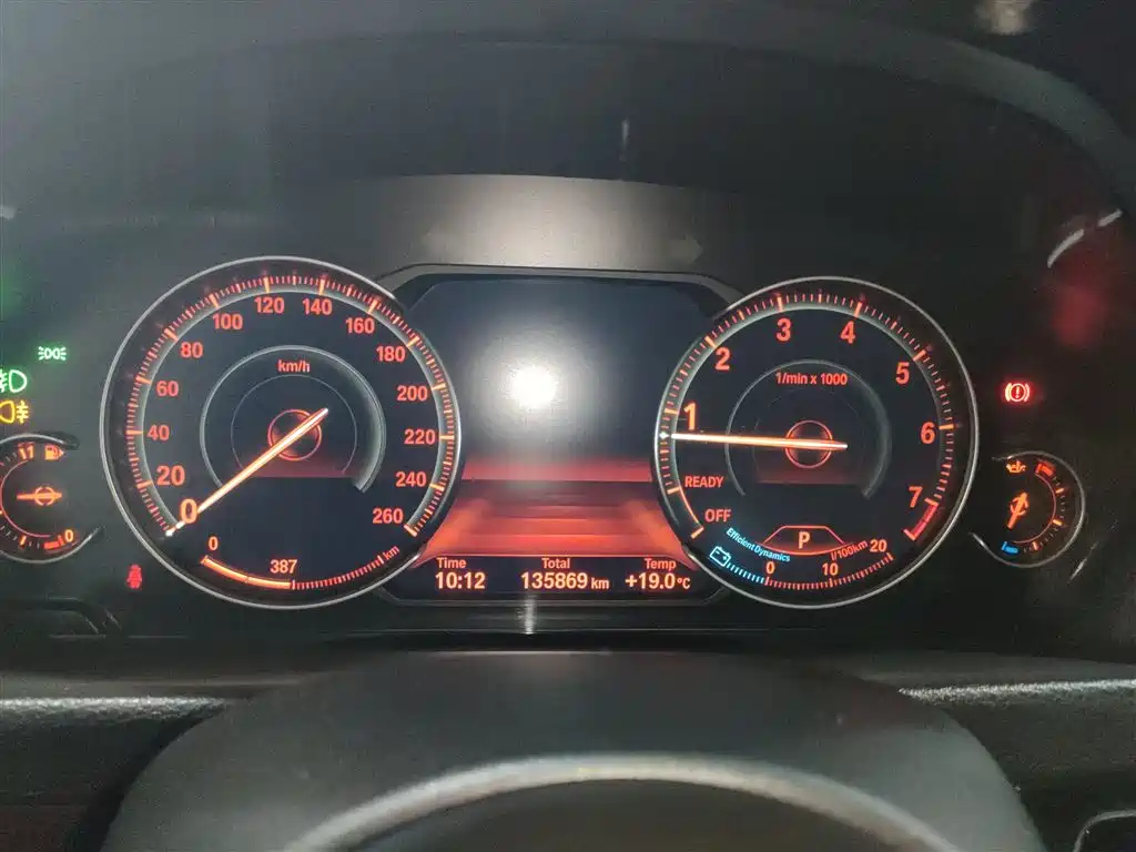 BMW 3 Series 2018 320Li M Sport Black Night Edition фото 8