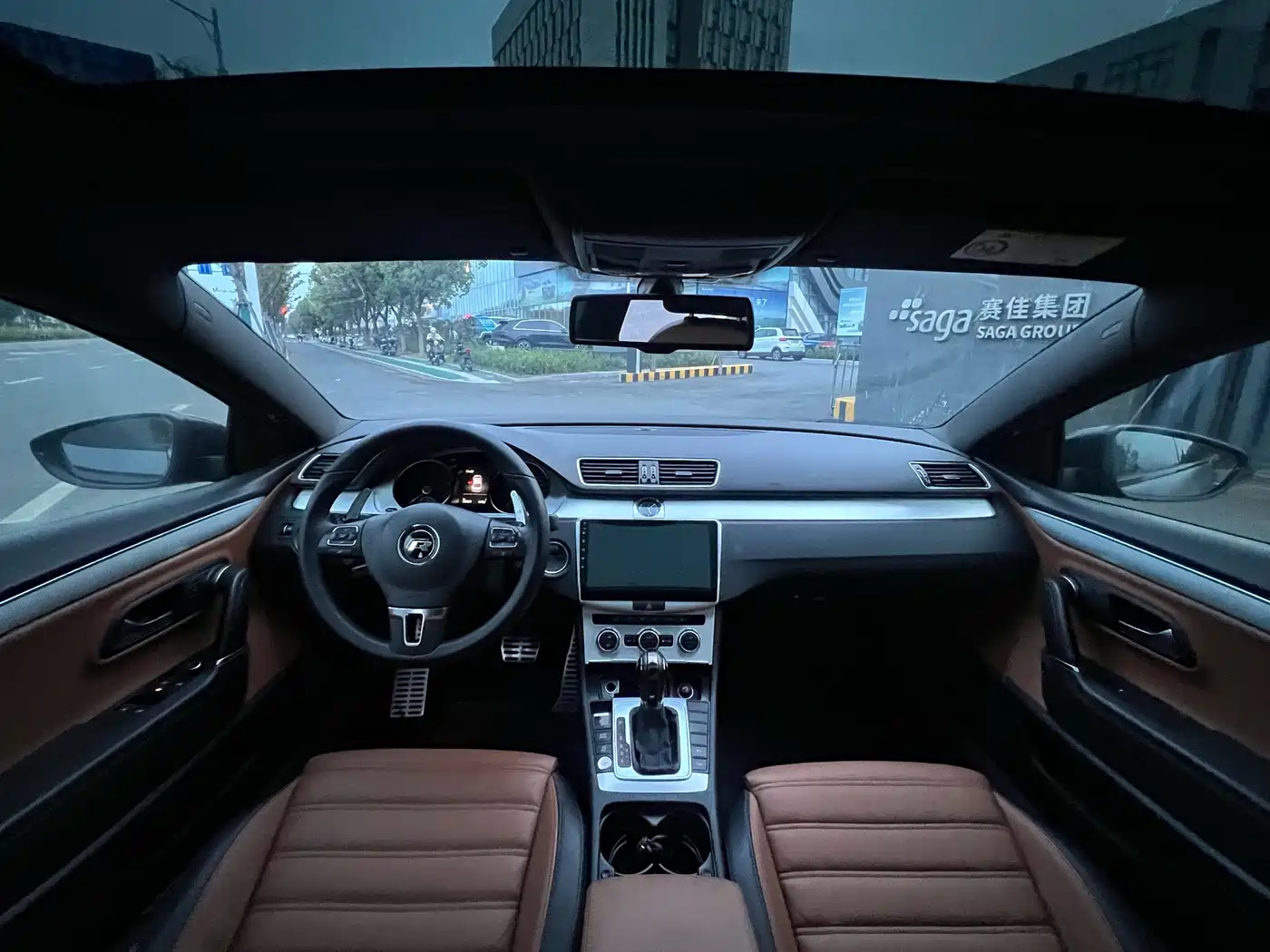 Volkswagen FAW-Volkswagen CC 2016 Model 2.0TSI Luxury фото 5