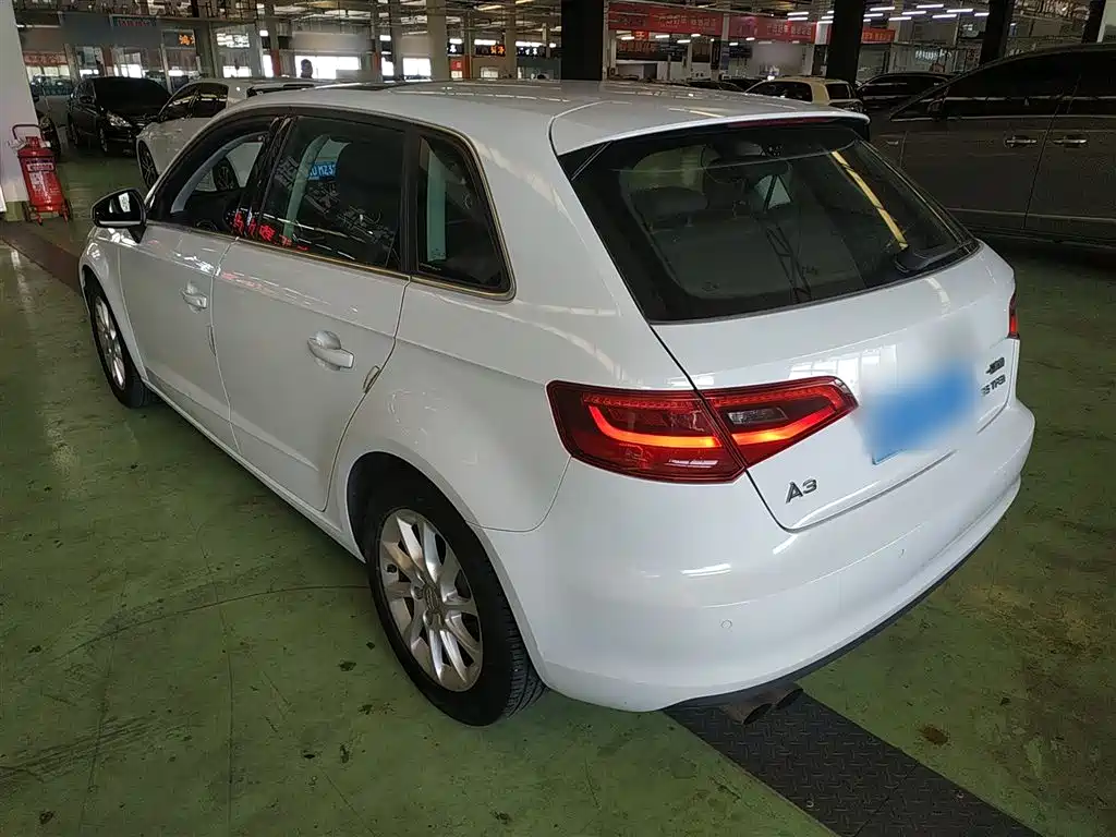 Audi A3 2016 Sportback 35 TFSI Leadership фото 22