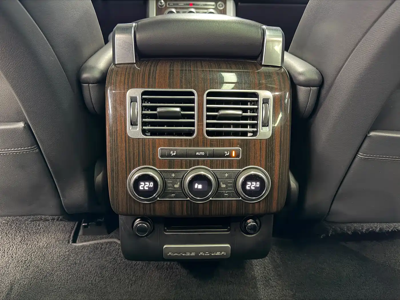 Land Rover Range Rover 2013 NA 5.0 V8 Vogue фото 19
