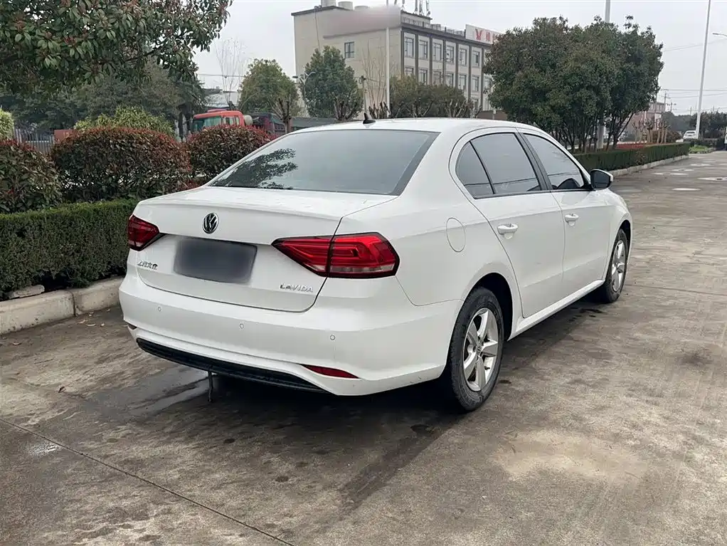 Volkswagen Lavida 2019 Lavida Start 1.5L Manual Trend (China VI) фото 24