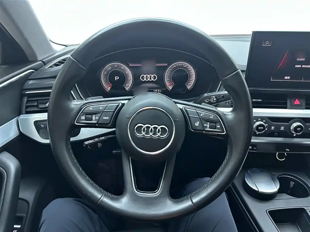 Audi A4L 2022 40 TFSI Fashion Dynamic фото 5