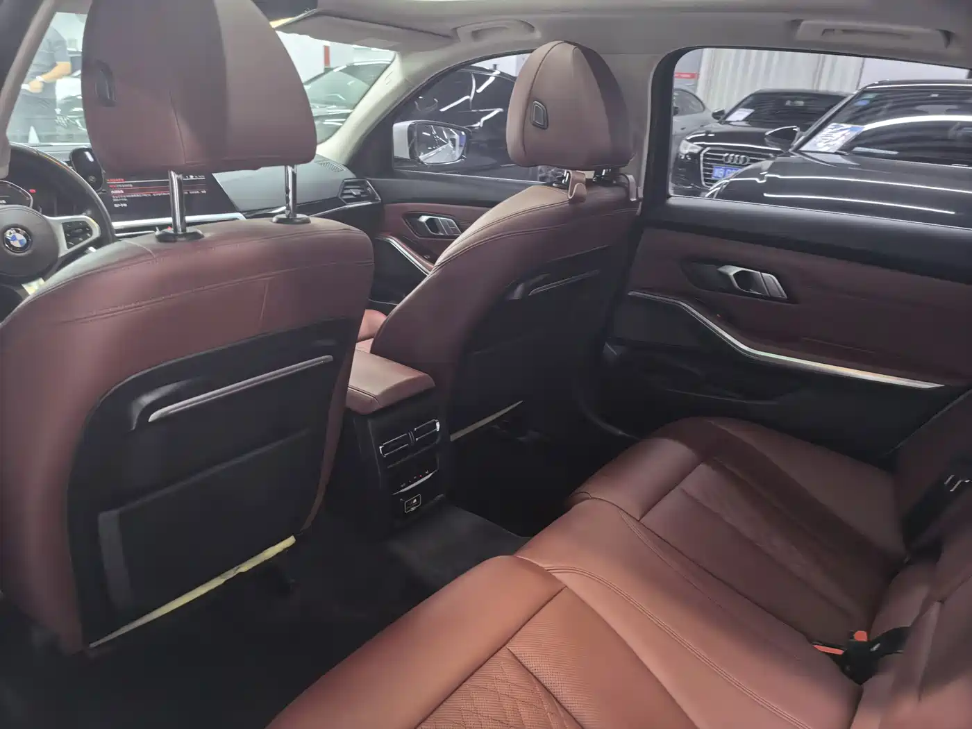 BMW 3 Series 2020 320Li M Sport Package фото 11