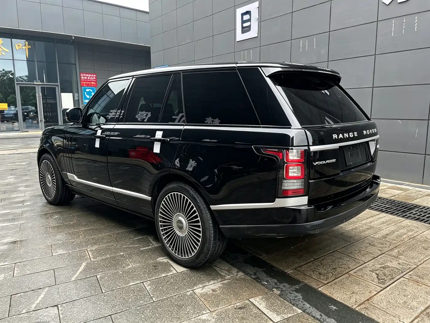 Land Rover Range Rover 2013 5.0 SC V8 Vogue SE фото 4
