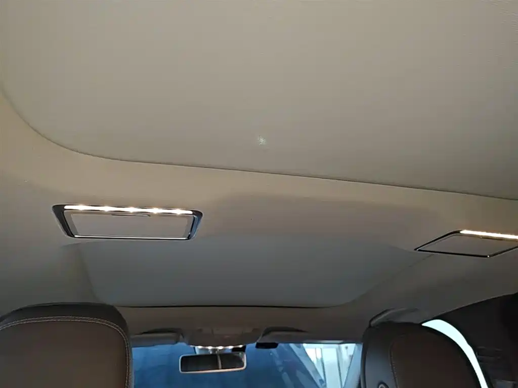 Mercedes-Benz E-Class 2018 Facelift E 300 L Luxury фото 18