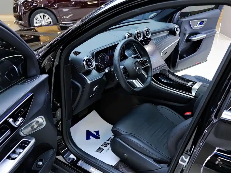 Mercedes-Benz GLC 2024 Facelift GLC 300 L 4MATIC Sport 5-seater фото 16