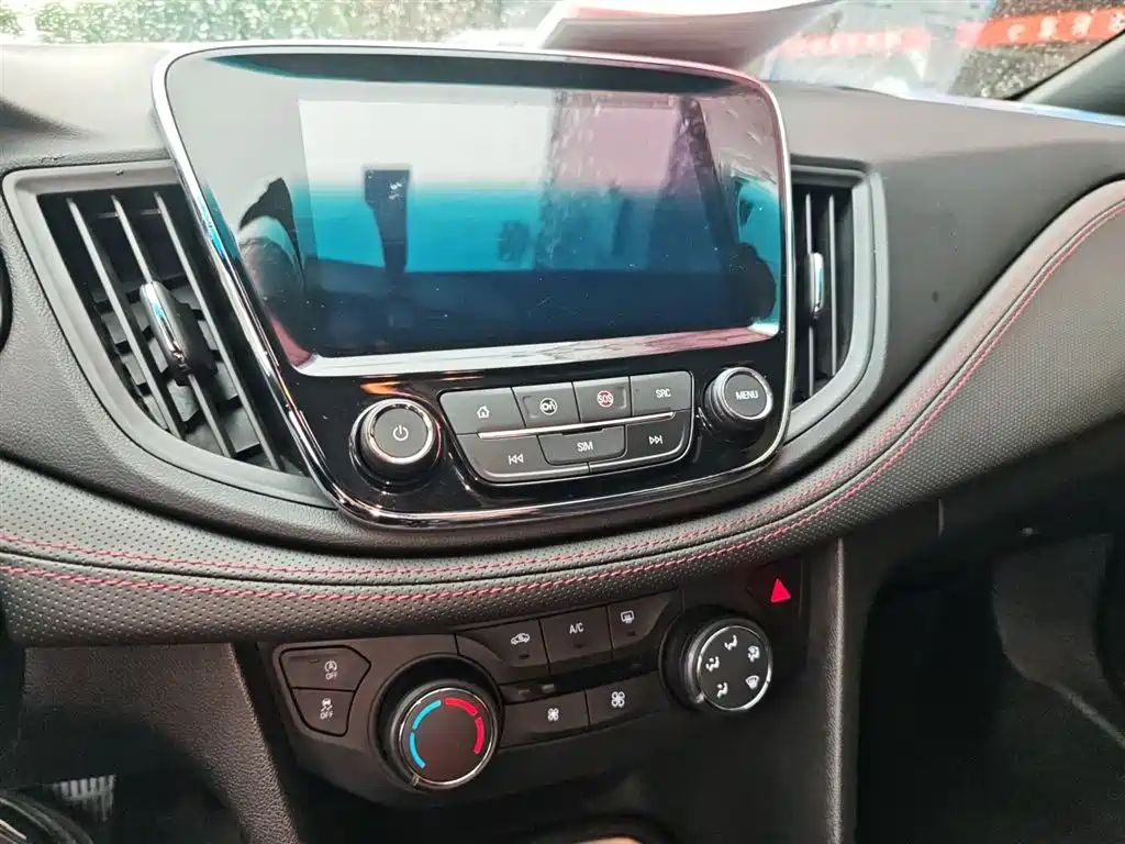 Chevrolet Monza 2020 Mild Hybrid RS 330T Automatic Smooth Edition фото 13