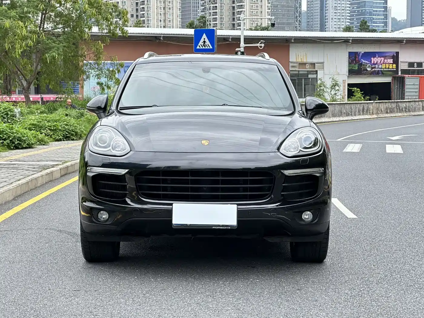 Porsche Cayenne New Energy 2016 Cayenne S E-Hybrid 3.0T фото 2