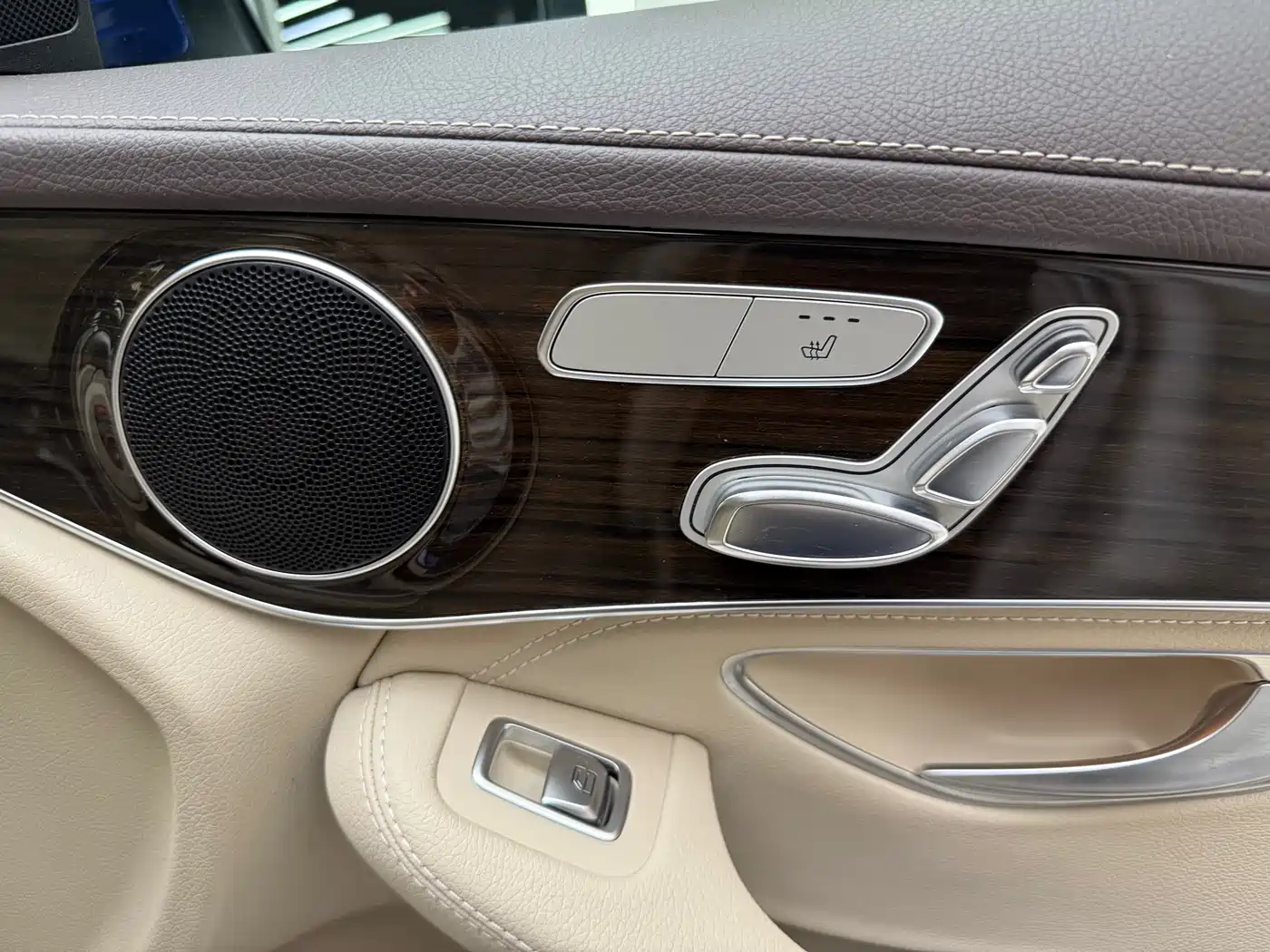 Mercedes-Benz GLC 2016 GLC 260 4MATIC Luxury фото 12