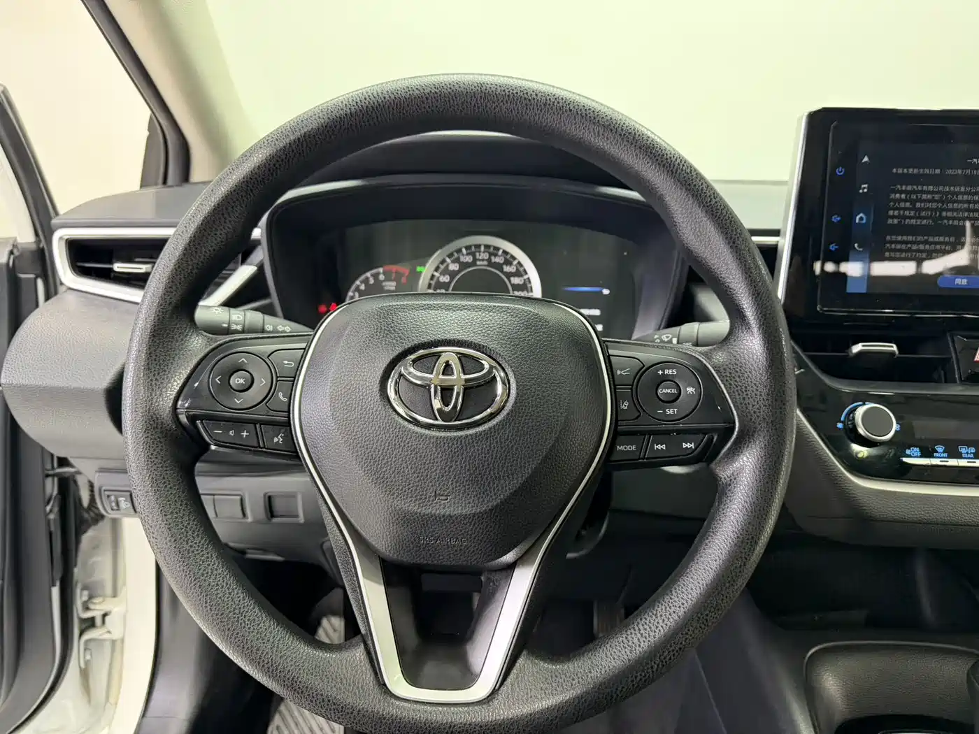 Toyota Corolla 2023 1.2T Elite Edition фото 10