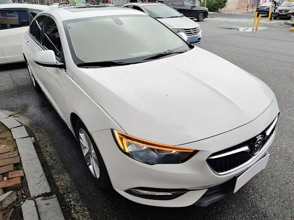 Buick Regal 2017 20T Elite Type фото 4