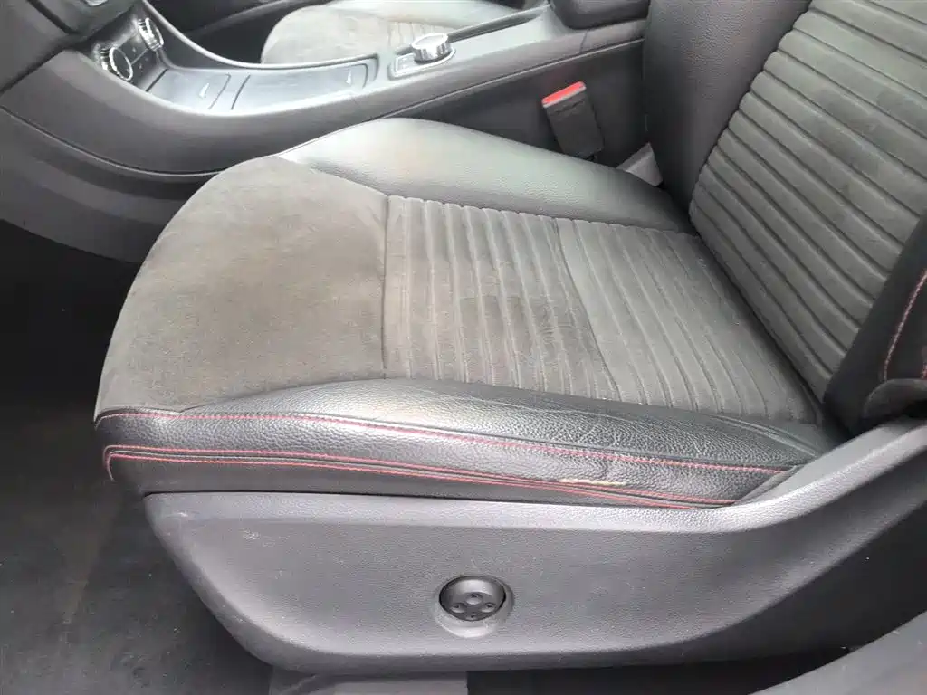 Mercedes-Benz CLA (Import) 2015 CLA 220 4MATIC фото 20