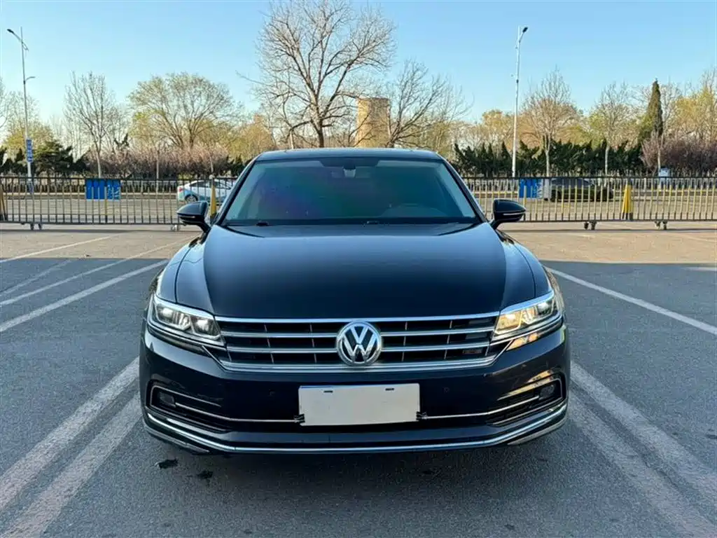 Volkswagen Phideon 2018 Facelift 380TSI FWD Business