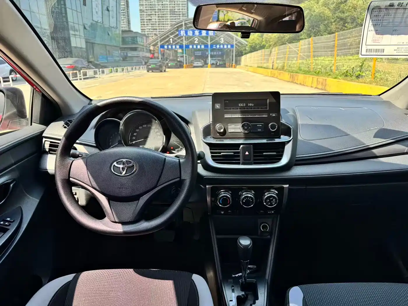 Toyota YARiS L Zhi Xuan 2020 1.5L CVT Leading Edition фото 8