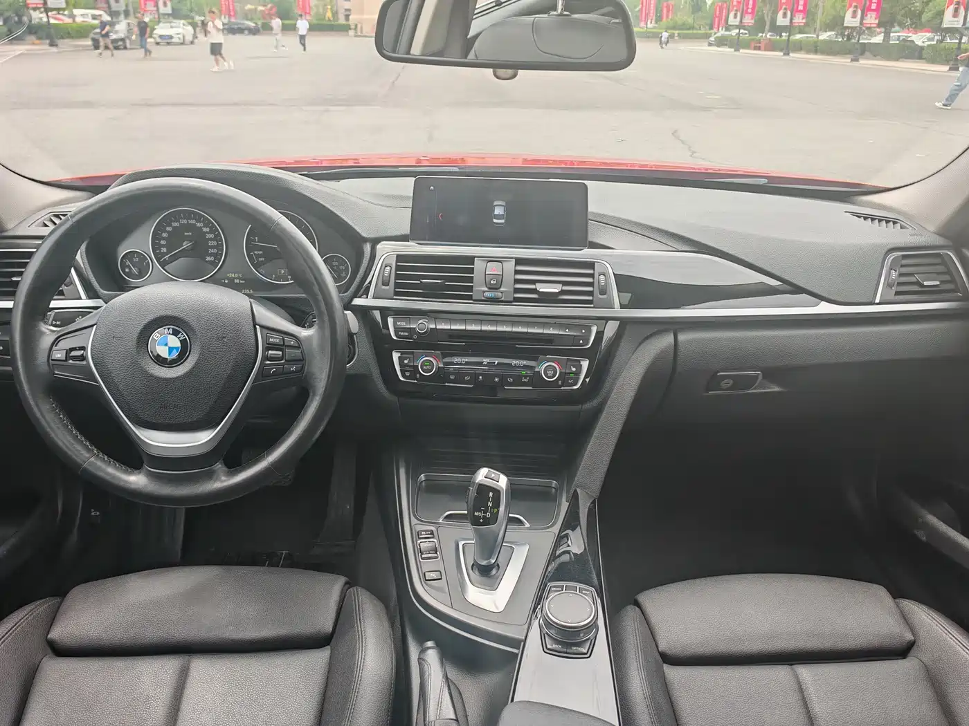 BMW 3 Series 2019 320Li Fashion Type фото 6