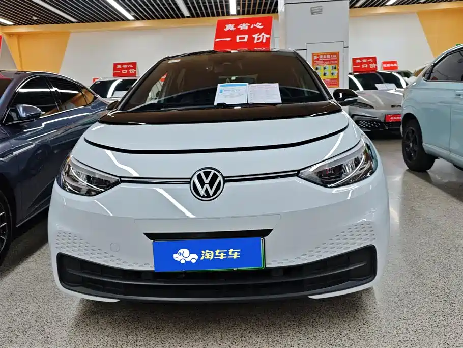 Volkswagen ID.3 2023 Pure Smart Edition фото 2