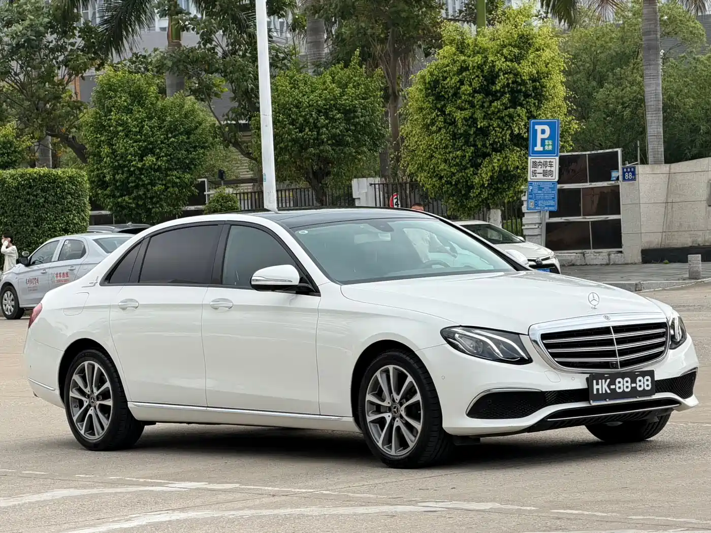 Mercedes-Benz E-Class 2019 Facelift E 300 L Fashion фото 2