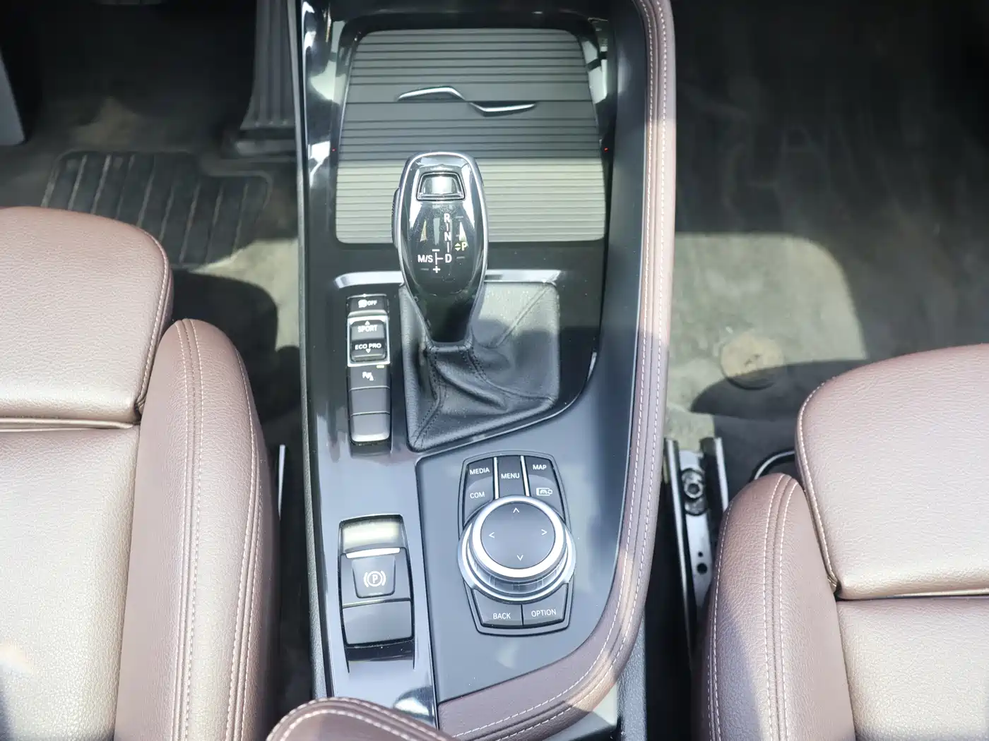 BMW X1 2021 sDrive20Li Exclusive фото 10