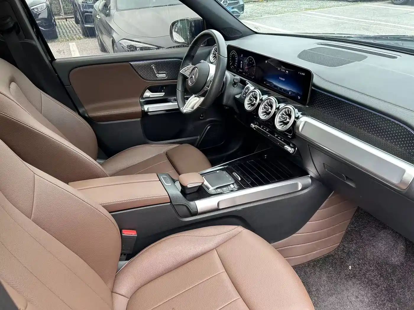Mercedes-Benz GLB 2024 GLB 220 Dynamic фото 14