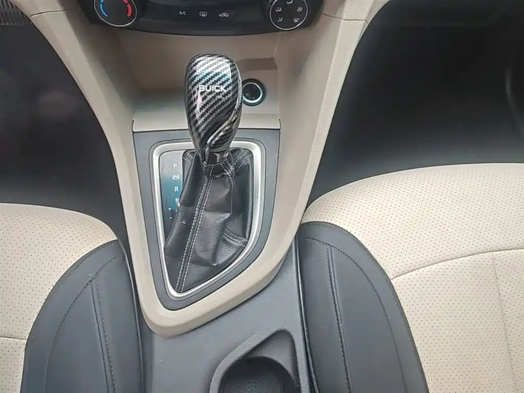 Buick Excelle 2015 15N Automatic Elite фото 14