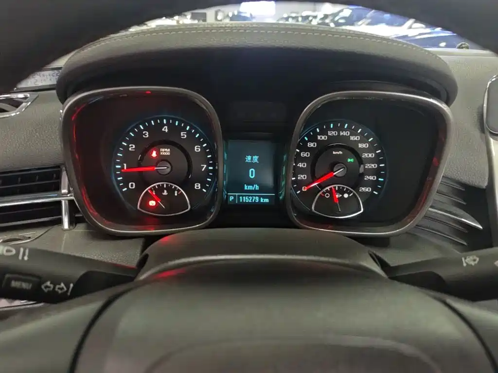 Chevrolet Malibu 2014 2.0L Automatic Luxury фото 12
