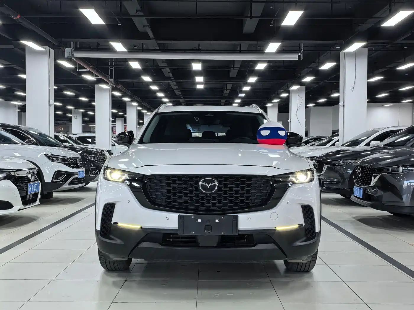 Фото 2 - Mazda CX-50