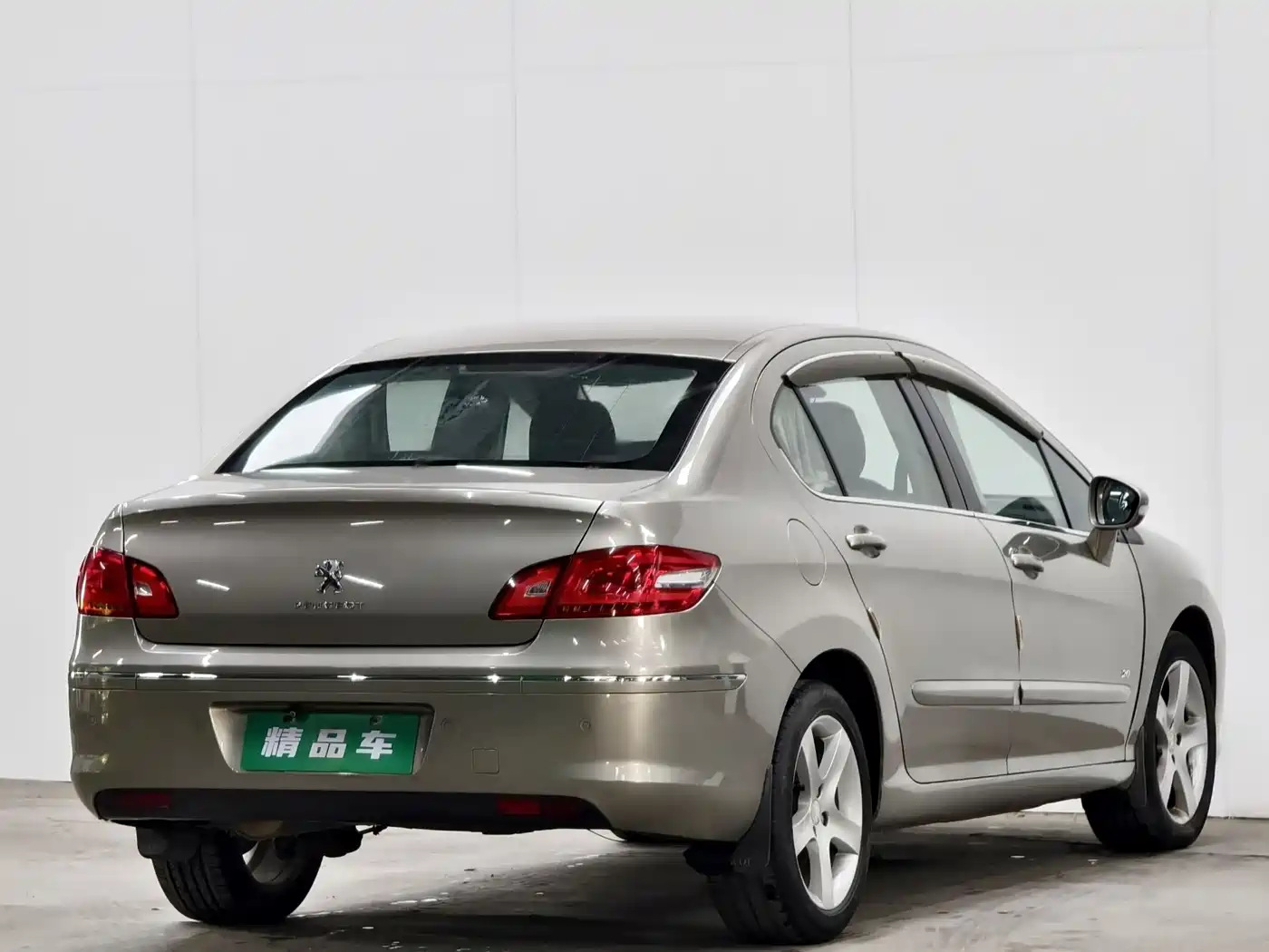 Peugeot 408 2013 2.0L Manual Comfort Edition фото 4