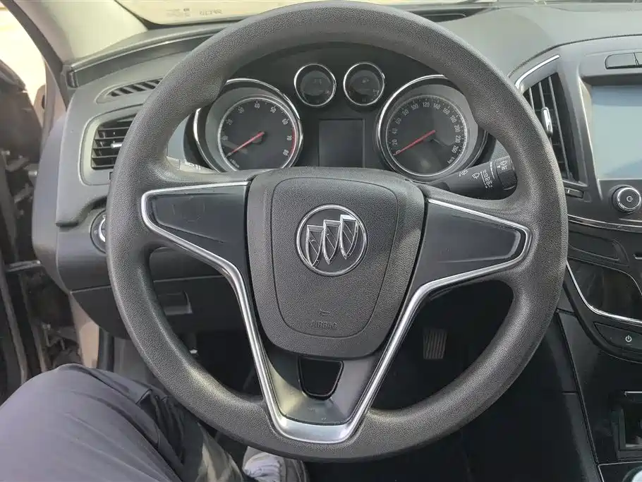 Buick Regal 2015 1.6T Leading Tech Edition фото 15