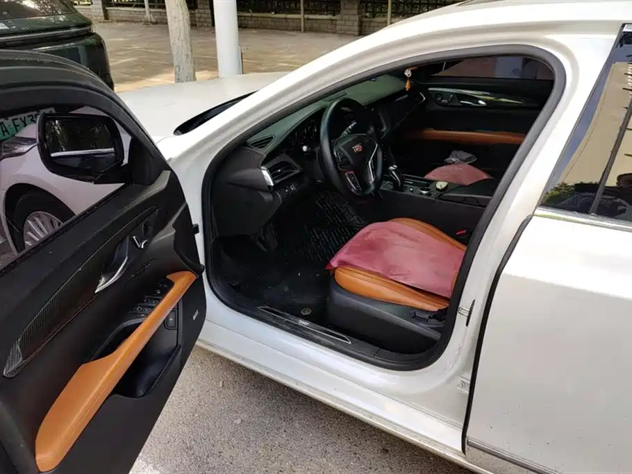 Cadillac CT6 2019 28T Luxury Model фото 9