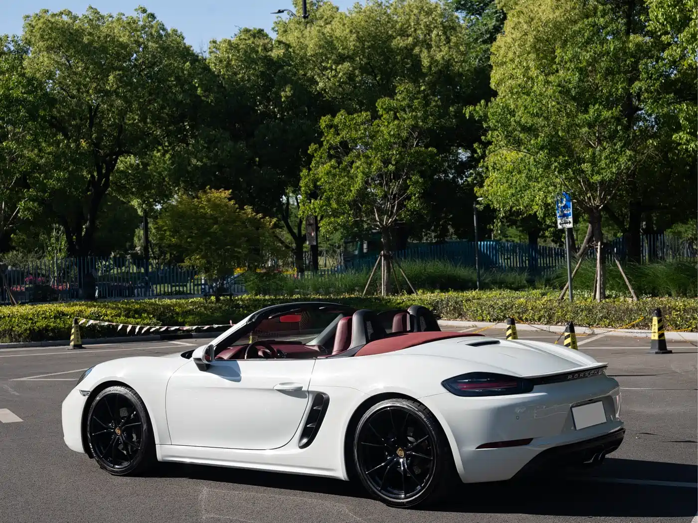 Porsche 718 2020 Boxster 2.0T фото 5