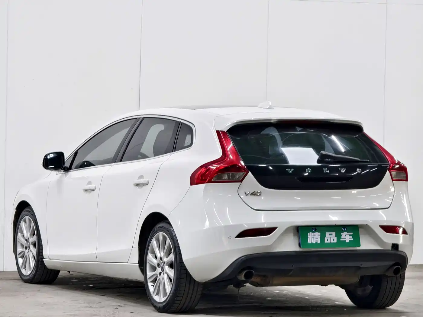 Volvo V40 2013 2.0T Elegance Edition фото 6