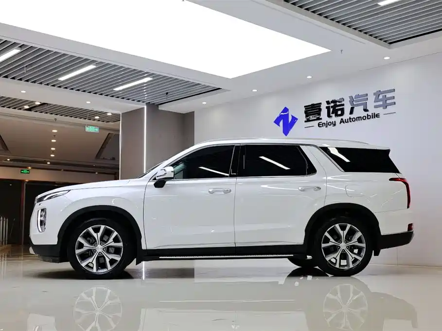 Hyundai Palisade 2021 3.5L Automatic 4WD GLS фото 3