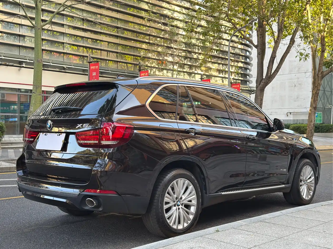BMW X5 (Import) 2017 xDrive28i фото 15