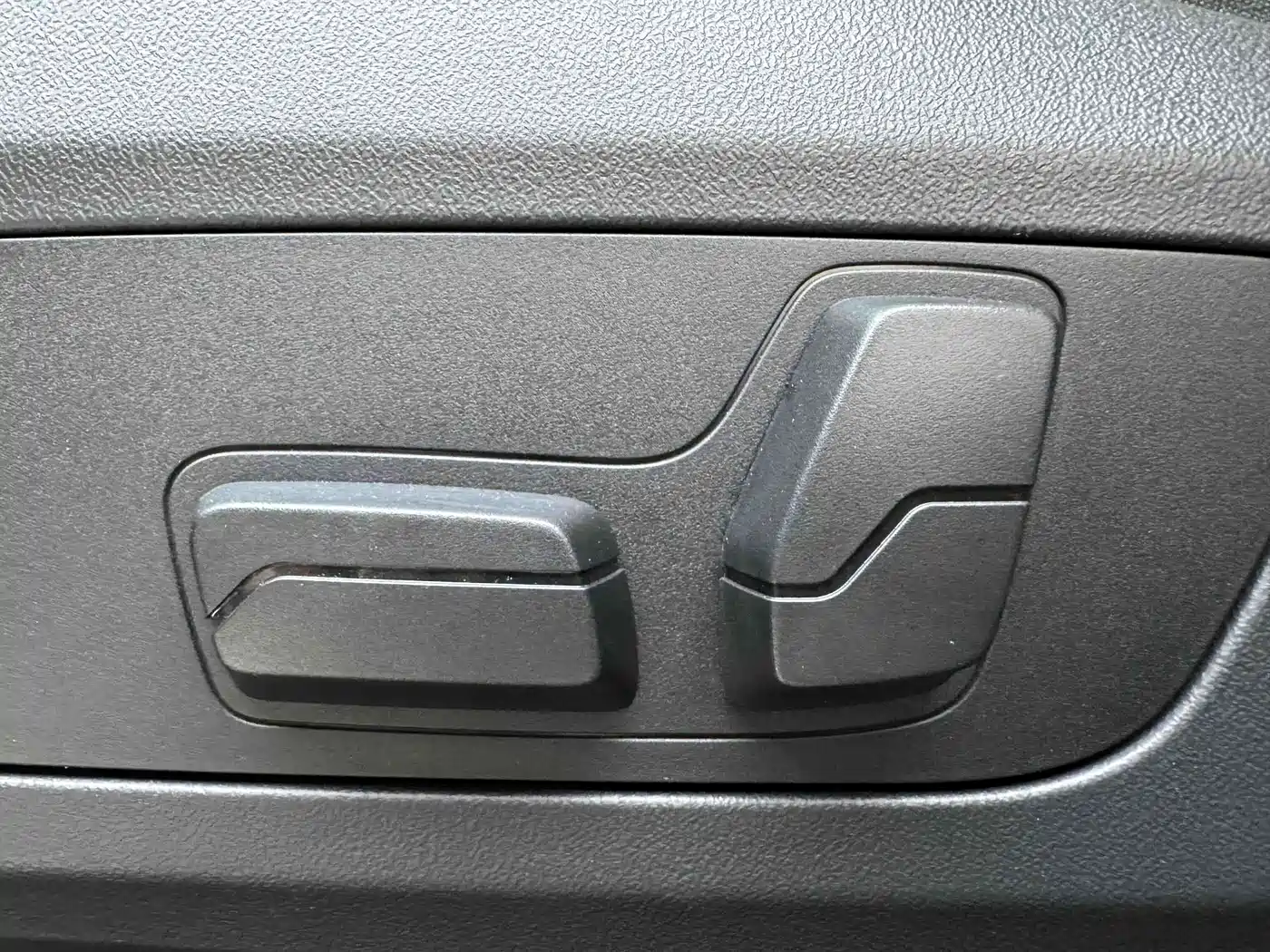 BMW X1 2023 sDrive20Li X Design Package фото 19