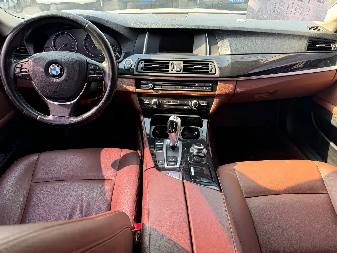 BMW 5 Series 2017 520Li Classic Edition фото 5