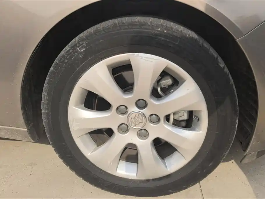 Buick Regal 2015 1.6T Leading Tech Edition фото 6