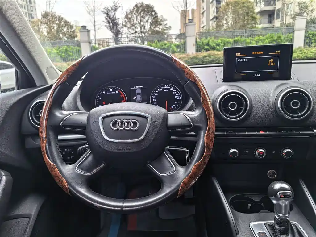 Audi A3 2014 Sportback 35 TFSI Automatic Progressive фото 22