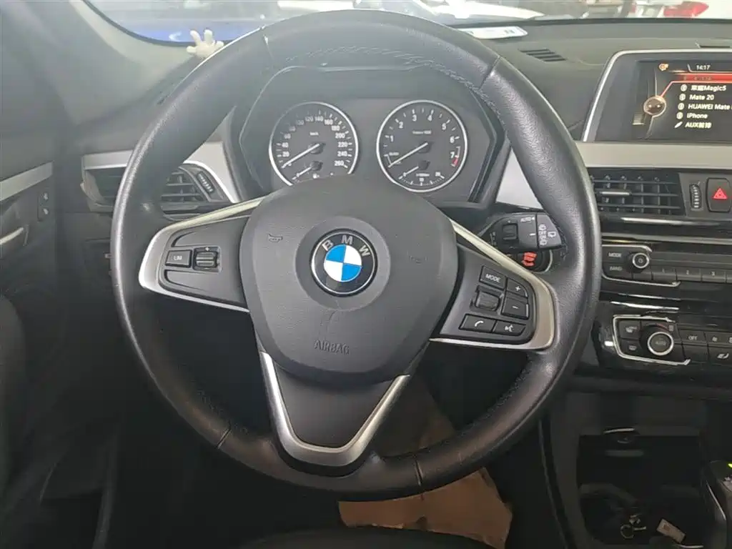 BMW X1 2016 sDrive18Li Fashion Model фото 11