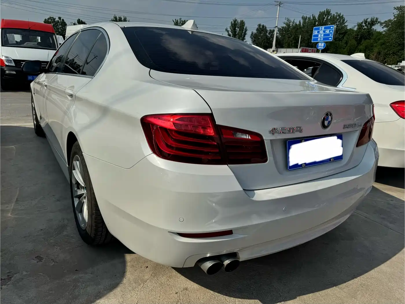 BMW 5 Series 2017 520Li Classic Edition фото 9