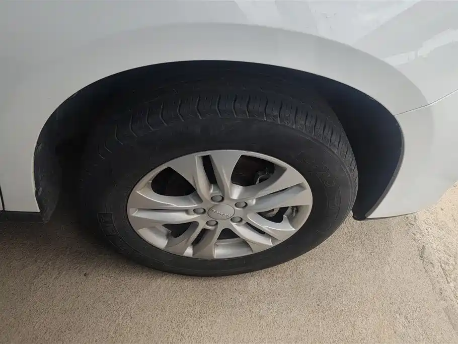 Haval M6 2019 1.5T DCT 2WD Value Edition (China VI) фото 6