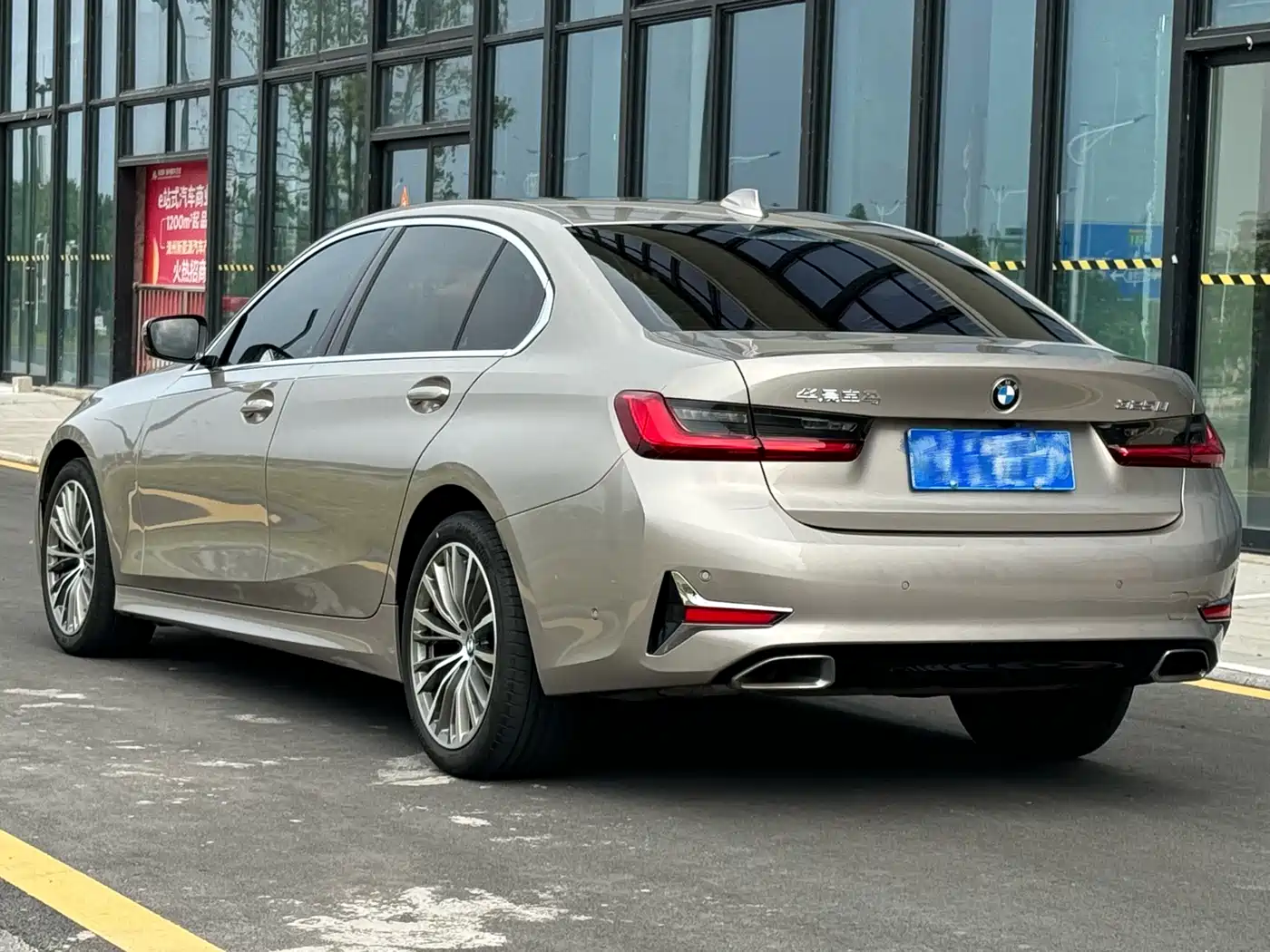 BMW 3 Series 2020 325Li Launch Edition фото 9