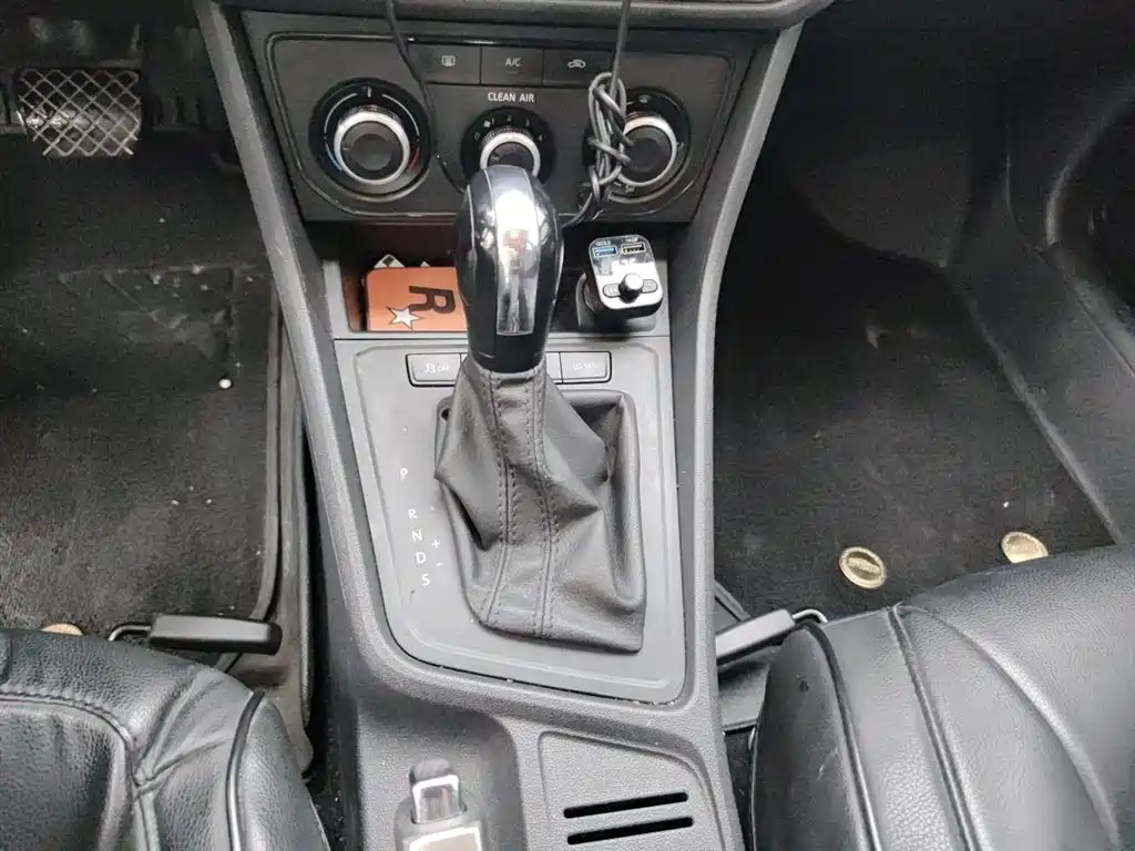 Volkswagen Lavida 2017 1.6L Automatic Trend Edition фото 15