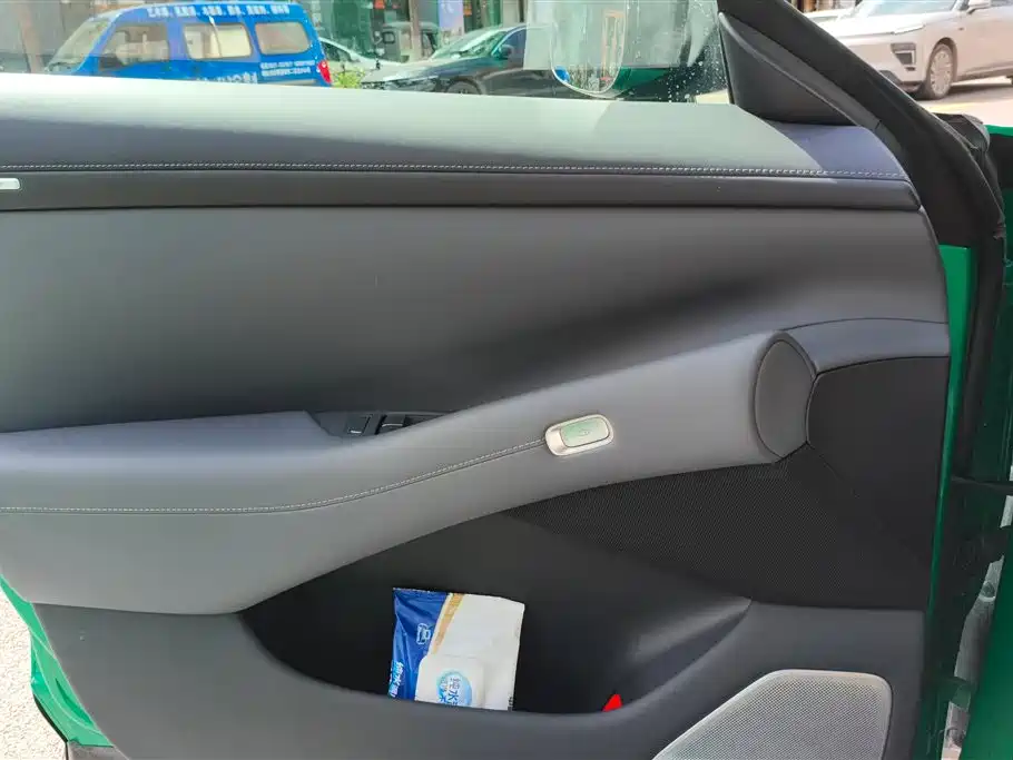 Xiaomi Auto Xiaomi YU7 2025 Extended Range AWD Pro фото 7