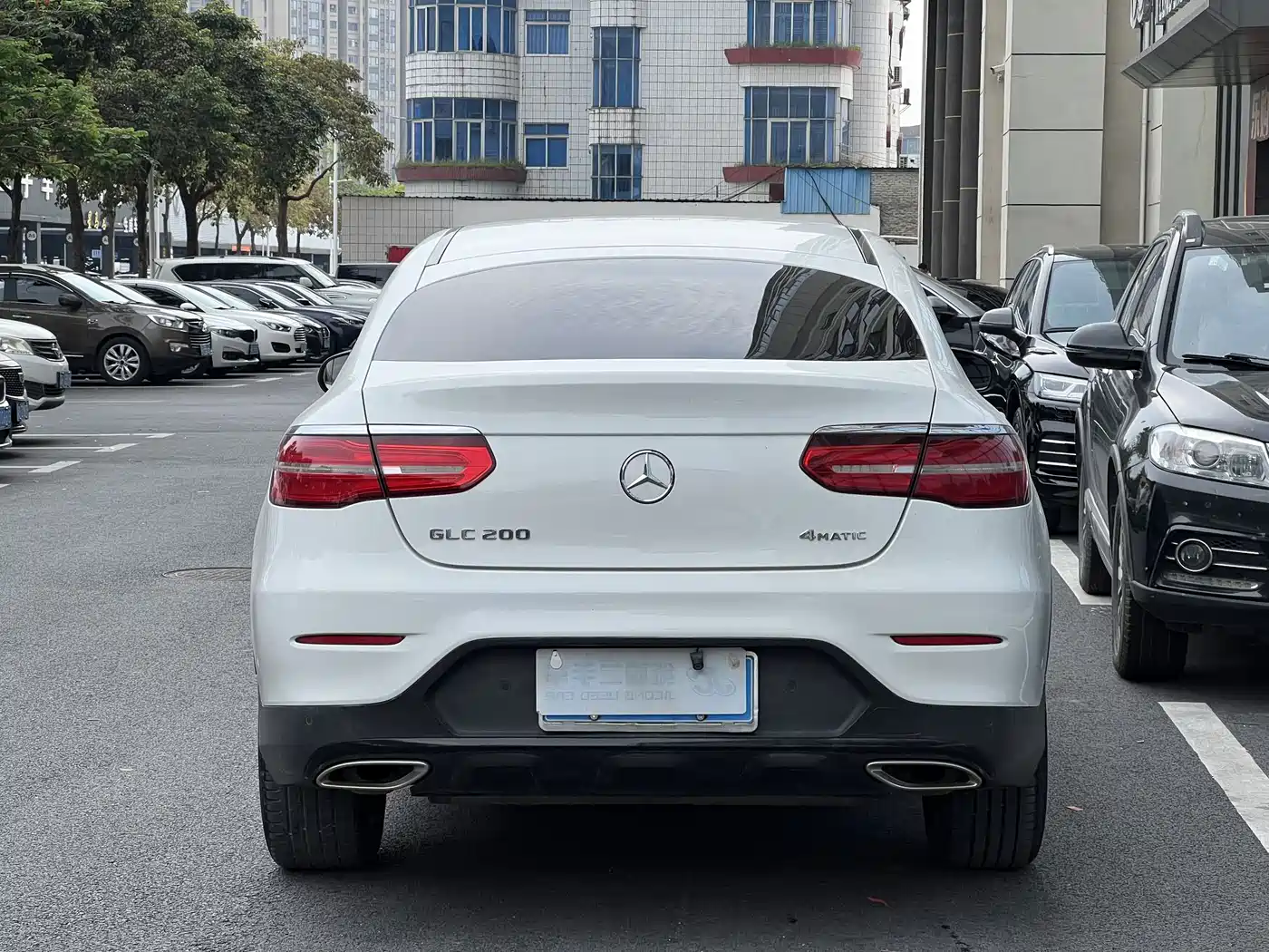 Mercedes-Benz GLC Coupe 2017 GLC 200 4MATIC Coupe SUV фото 5