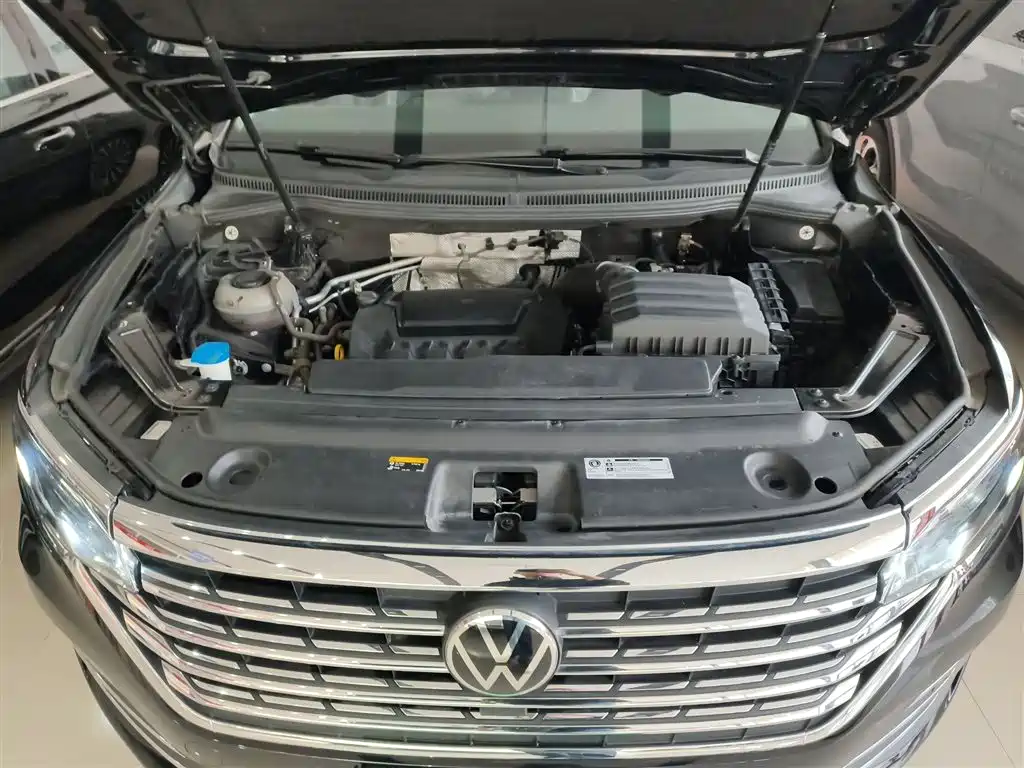 Volkswagen Viloran 2024 380TSI Executive Edition фото 16
