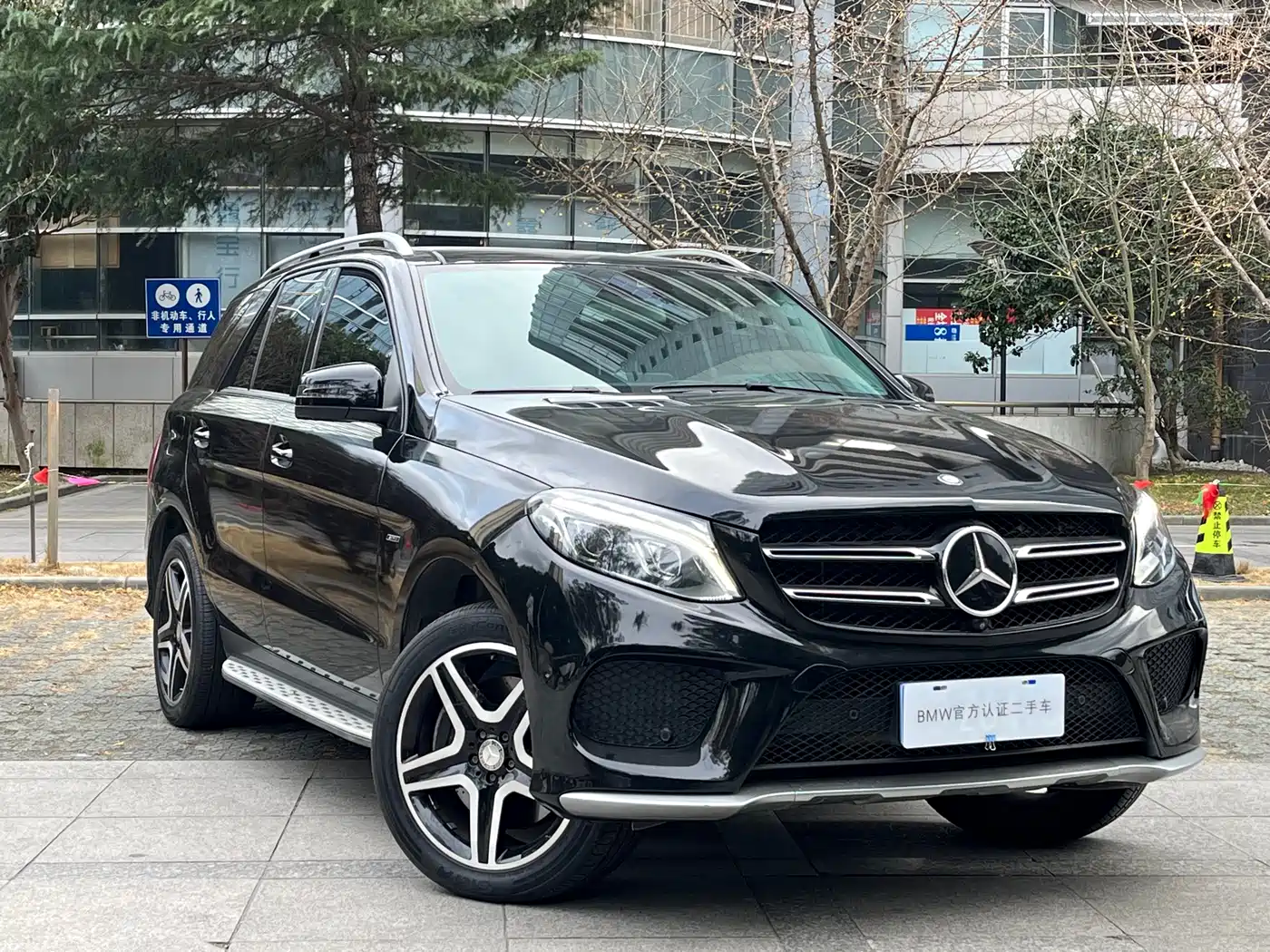 Mercedes-Benz GLE 2016 GLE 450 AMG 4MATIC фото 3